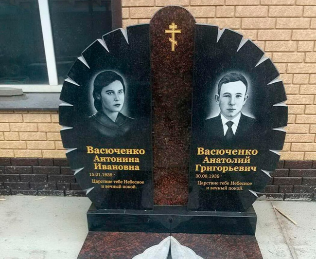 Двойные памятники из гранита в Могилеве